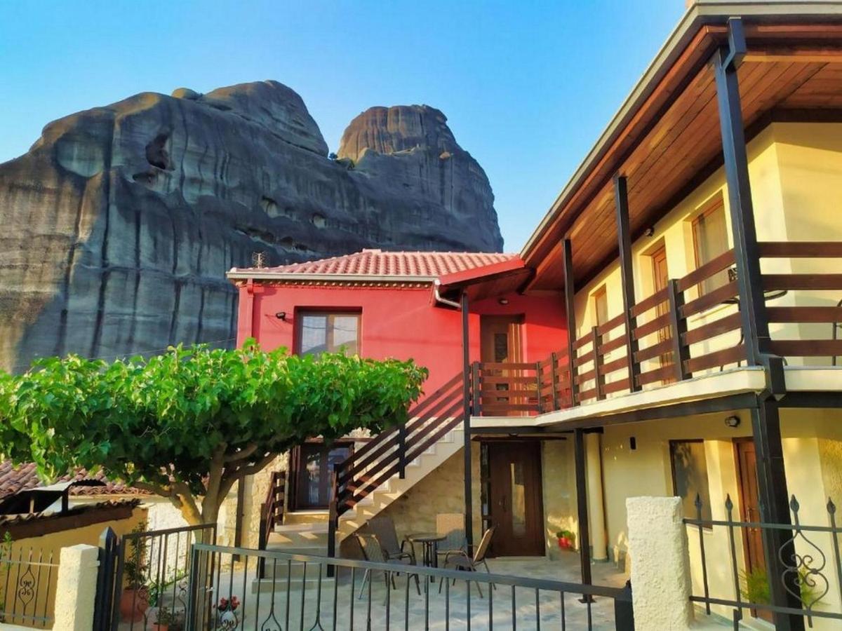 Guesthouse Kastelia كالامباكا المظهر الخارجي الصورة